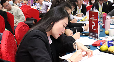 �I�N�n������x�܏ĘI(y��)�ߣ����M�ɽ������F(xi��n)�I(y��)��������